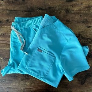 Mens figs scrubs. Jogger set. Small. Seaglass PO 1403/3017